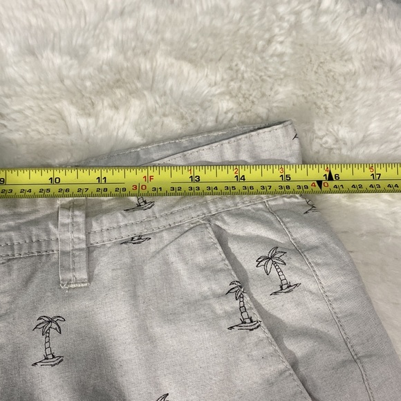 Zoo York palm tree shorts - Picture 8 of 9